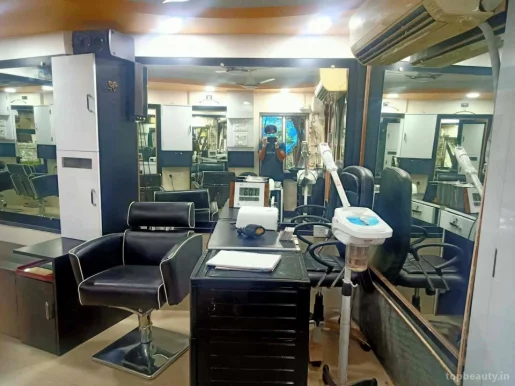 Oasis Men's Beauty Parlour, Mumbai - Photo 4