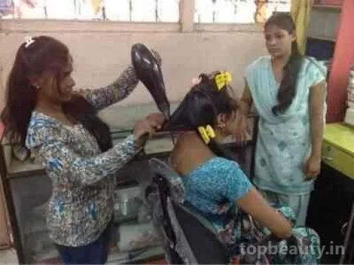 Rutuja Ladies Beauty Parlour, Mumbai - Photo 7