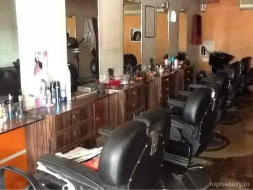 Hair Trendz Man Woman Salon, Mumbai - Photo 4
