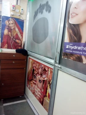 Pari Beauty Parlour & Classes, Mumbai - Photo 2