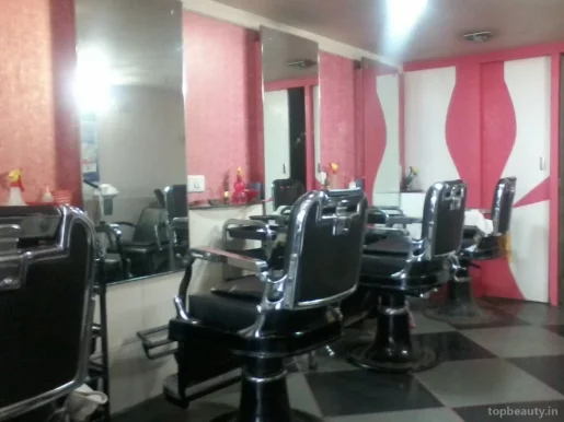 National hair cutting salon, Mumbai - Photo 5