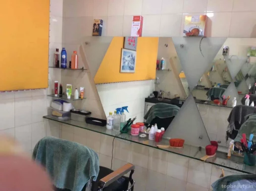Rajesh Hair Cuting Saloon, Mumbai - Photo 5