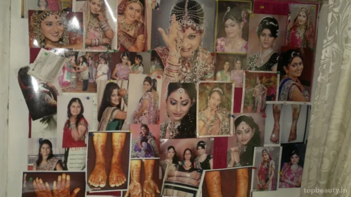 Varsha's Rich N Look Beauty Salon & Studio, Mumbai - Photo 8
