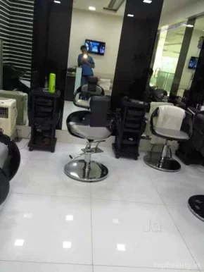 Klippers Hair & Beauty Salon, Mumbai - Photo 7