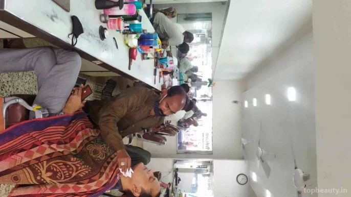 Ratnagiri Hair Cutting Salon, Mumbai - Photo 4