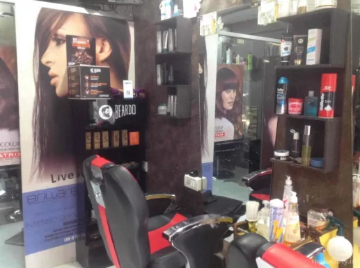 Saif Hair Studio, Mumbai - Photo 8