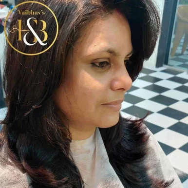 Vaibhav's Hair & Beyond Unisex Salon, Mumbai - Photo 4