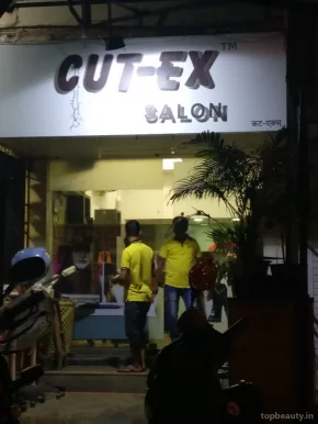 Cut-Ex Family salon, Mumbai - Photo 6