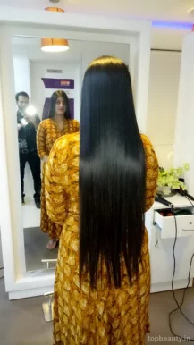 Shortcutz Hair&Beauty Unisex Salon- Salon in Ramdaspeth, Nagpur - Photo 1