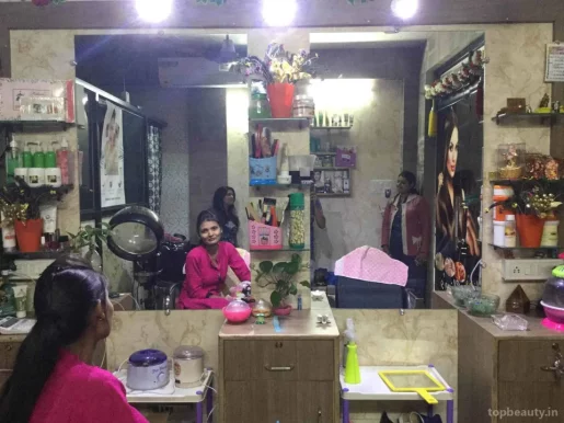 Shines Beauty Spa& Makeup Artist (S K MakeOver)Ladies only, Nagpur - Photo 5