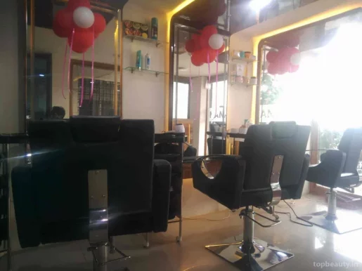 D Hairport Professional Family Salon, Nagpur - Photo 8