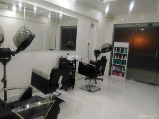 Skin Care Beauty Salon L'Oreal Professionnel, Nashik - Photo 1