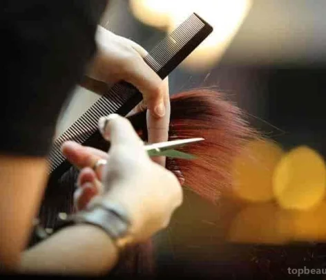 Fusion Hair & Beauty Unisex Salon, Nashik - 