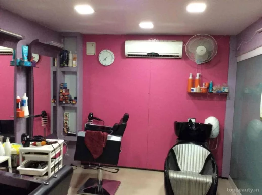 The MakeOver Hair Studio, Nashik - Photo 4