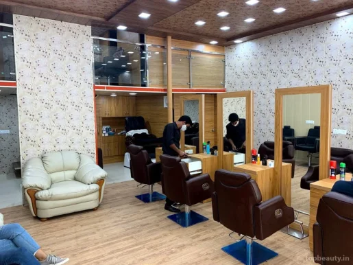 Iconic looks salon, Noida - Photo 2