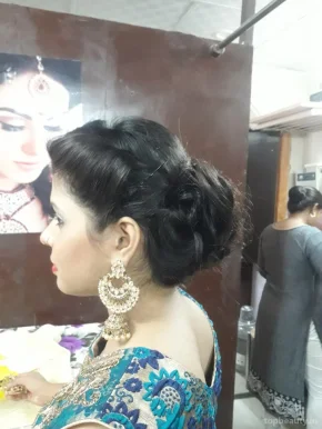 Pearl Beauty Parlour, Noida - Photo 1
