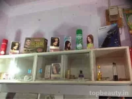 Raj hair dresser cutting seloon, Noida - Photo 5