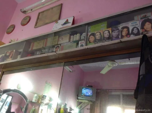 Nazim hair saloon, Noida - Photo 2