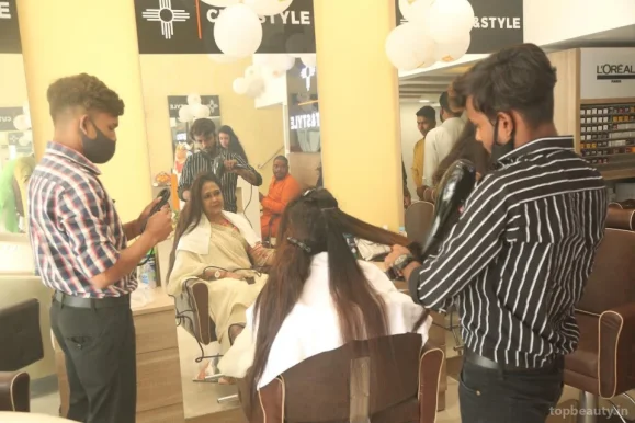 Cut & Style Salon Noida-45, Noida - Photo 2