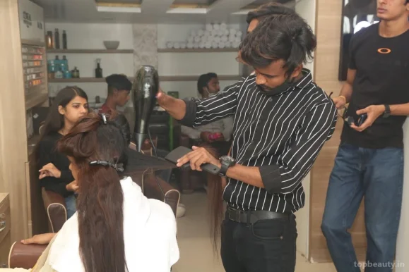 Cut & Style Salon Noida-45, Noida - Photo 4