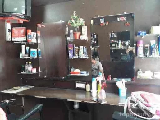 Raju Hair Cutting Saloon, Patna - Photo 1