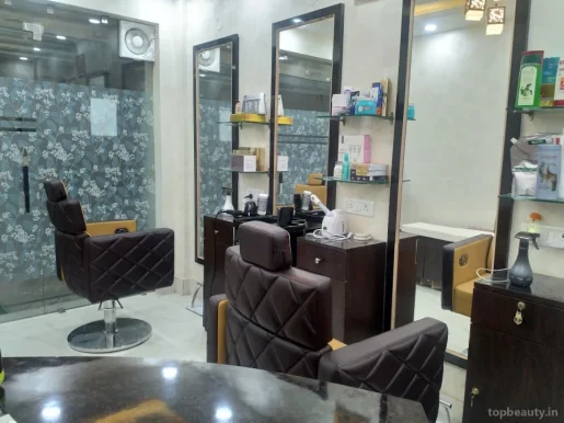 Meenal Hair Studio, Patna - Photo 1