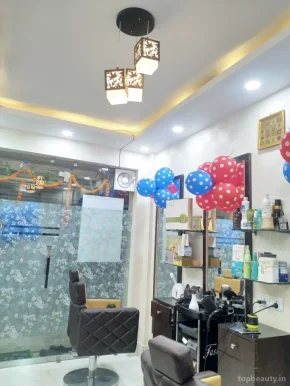 Meenal Hair Studio, Patna - Photo 2