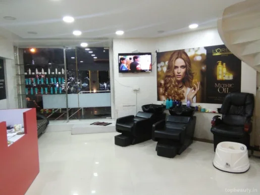 V Lounge Salon, Pune - Photo 4