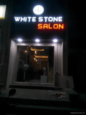 White stone salon, Pune - Photo 3