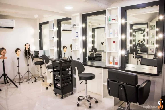 Sejal's International Academy Of Beauty, Hair And Make-Up., Pune - Photo 4