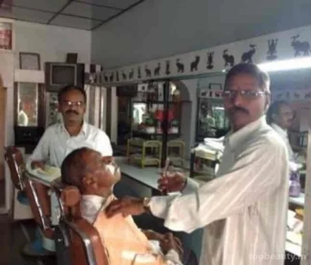 Bombay Hairdresser, Pune - Photo 1