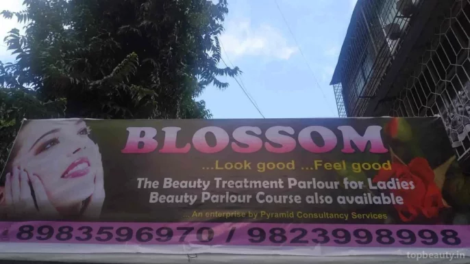 Blossom Beauty Parlour, Pune - Photo 3