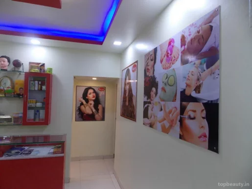 Swamini Salon, Makeup Studio & Academy | Best Beauty, Makeup & Nailart Studio in Pune, Best Beauty Salon Academy in Pune, Pune - Photo 8