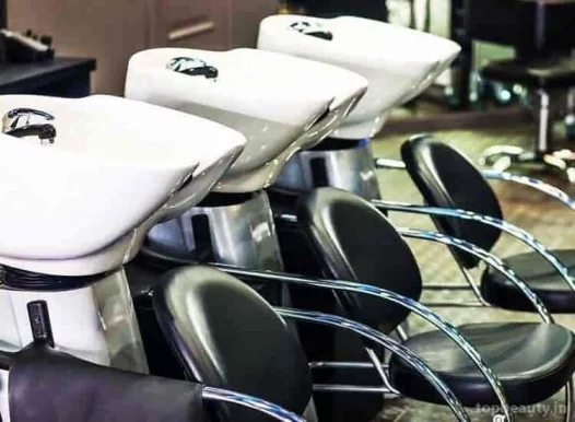 Modern Hair Cutting Saloon, Pune - 