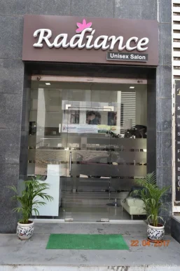 Radiance Unisex Salon, Pune - Photo 2