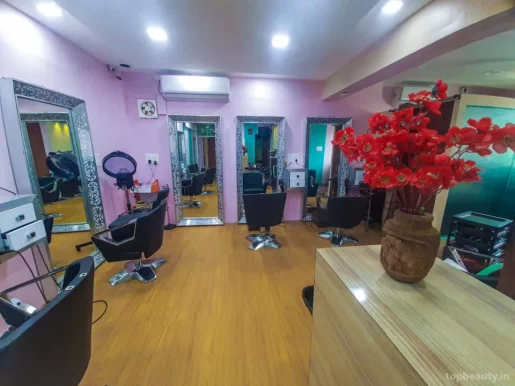 Cleo and Scissors Beauty salon, Pune - Photo 4