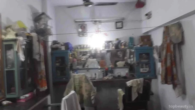 Ganesh Hair Cutting Salon, Raipur - Photo 1