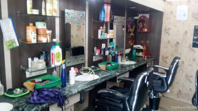 Vinayak Mens Hair Salon, Raipur - Photo 1