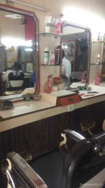 Collegian Hair Salon, Rajkot - Photo 4