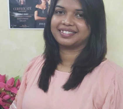 Prerana Beauty Parlour – Wedding hairstyling in Mumbai
