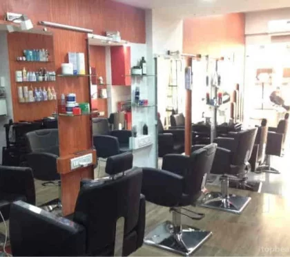 7 Hills Unisex Salon – Beauty Salons Near in Siddharath Nagar