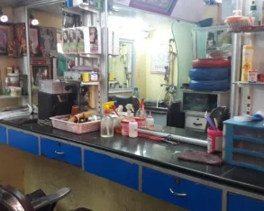 Vishal Haircutting Saloon, Mumbai - Photo 2