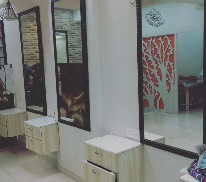 Blossom Family Salon & Spa – Beauty Salons Near in Vidyavihar Society