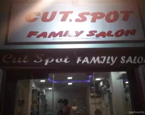 Cut Spot Family Salon, Mumbai - Photo 2