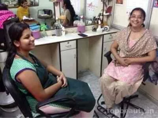 Sunder Ladies Beauty Parlour Spa & Classes, Mumbai - Photo 4