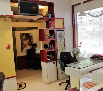 Divine Touch Beauty Studio – Beauty Salons Near Tilak Nagar