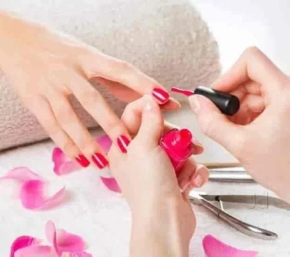 Vipul Bhagat Hair & makeup zone – Beauty Salons Near in Tardeo