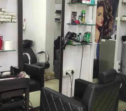Cut Trimming the Profeasional Family Salon – Beauty Salons Near in Orlem