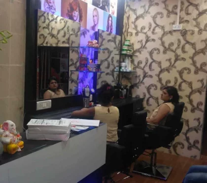 Seema's Beauty Salon And Spa – Feet care in Mumbai