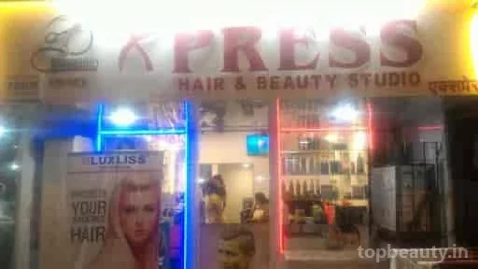 Xpress Hair & Beauty Studio, Mumbai - Photo 7